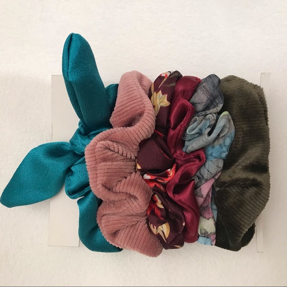Versatile Scrunchies and More Scrunchies! - Picture 2 of 7